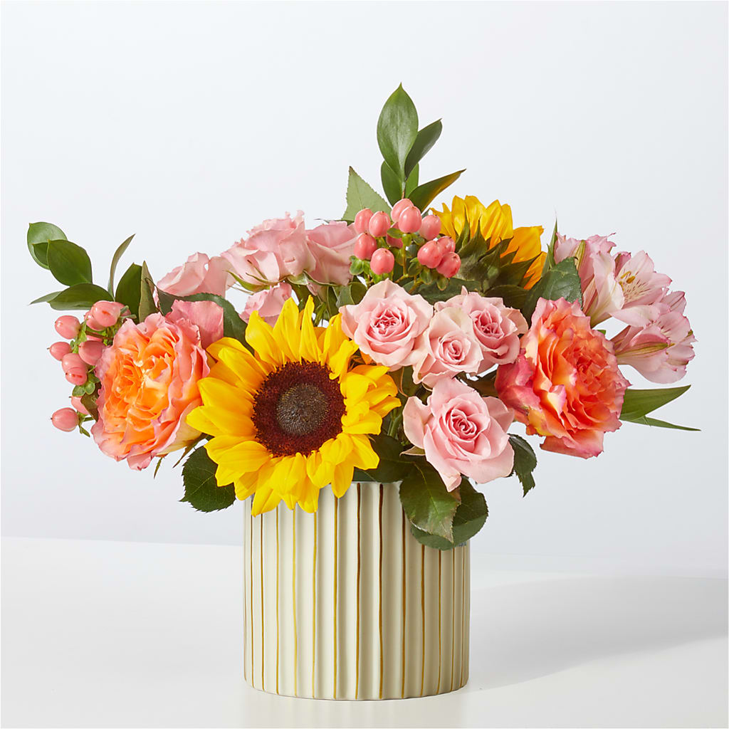Sun's Out Bouquet – ENCHANTED FLORIST & GREENHOUSE LTD, Maspeth NY