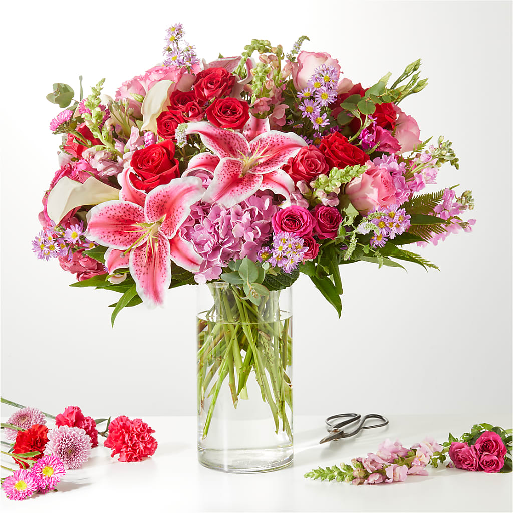 Swooning Over You - A Luxury Florist Original – ENCHANTED FLORIST & GREENHOUSE LTD, Maspeth NY