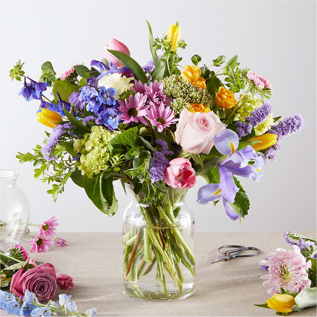 Pastel Tradition - A Florist Original – ENCHANTED FLORIST & GREENHOUSE LTD, Maspeth NY
