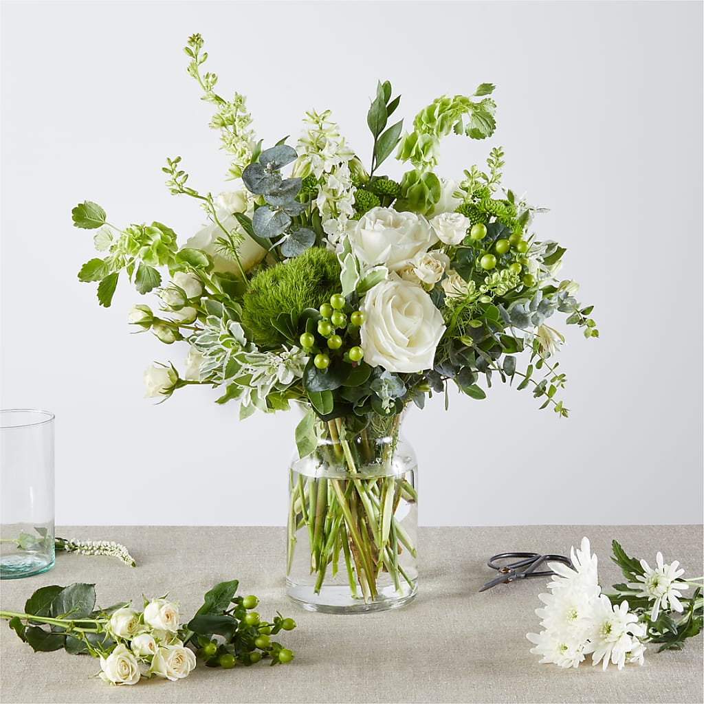 Irish Garden - A Florist Original – ENCHANTED FLORIST & GREENHOUSE LTD, Maspeth NY