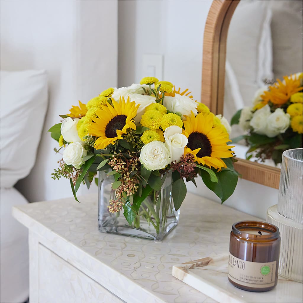 Luminous Morning Bouquet – ENCHANTED FLORIST & GREENHOUSE LTD, Maspeth NY