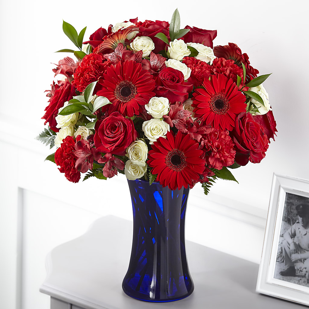 Hearts Embrace Bouquet – ENCHANTED FLORIST & GREENHOUSE LTD, Maspeth NY