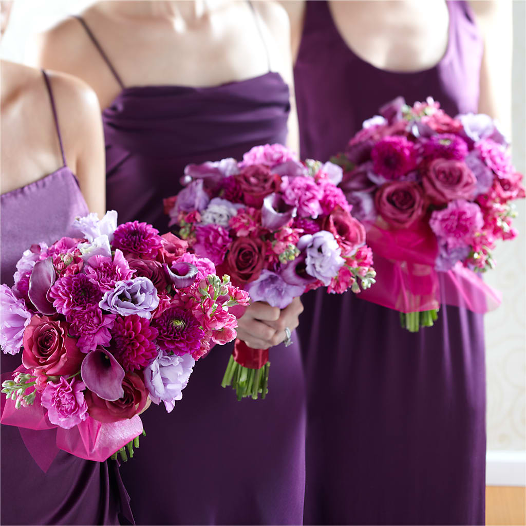 Bridesmaid's Garden Bouquet – ENCHANTED FLORIST & GREENHOUSE LTD, Maspeth NY