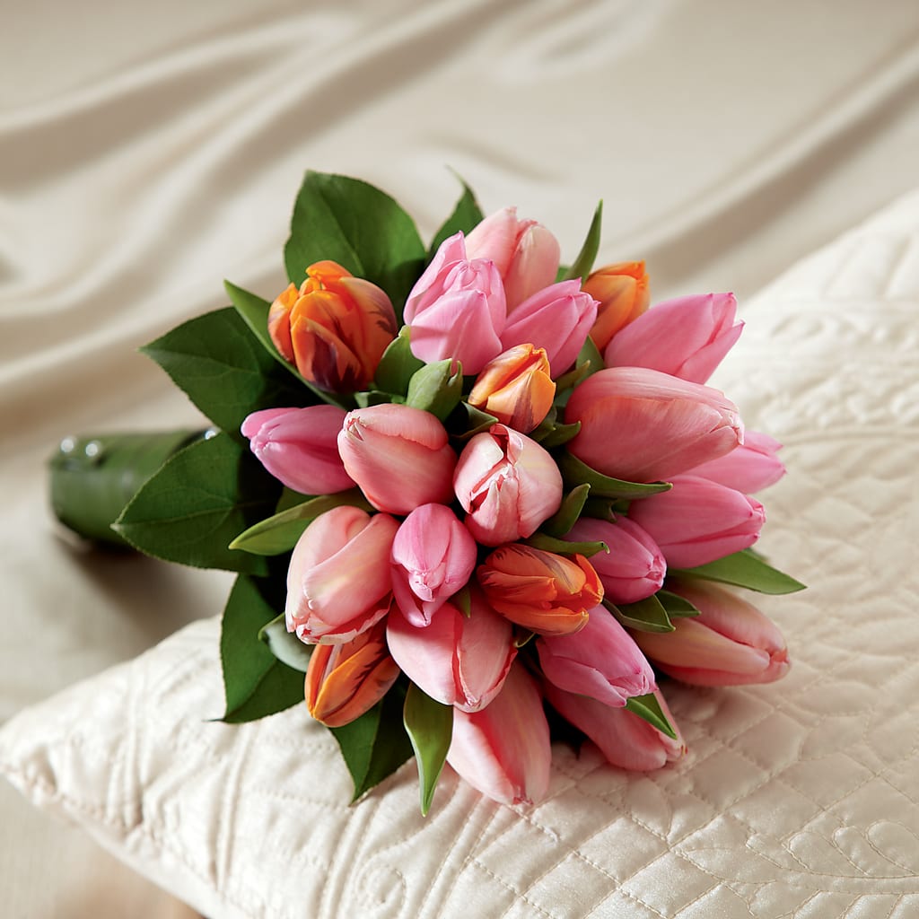 Embraceable Bouquet – ENCHANTED FLORIST & GREENHOUSE LTD, Maspeth NY
