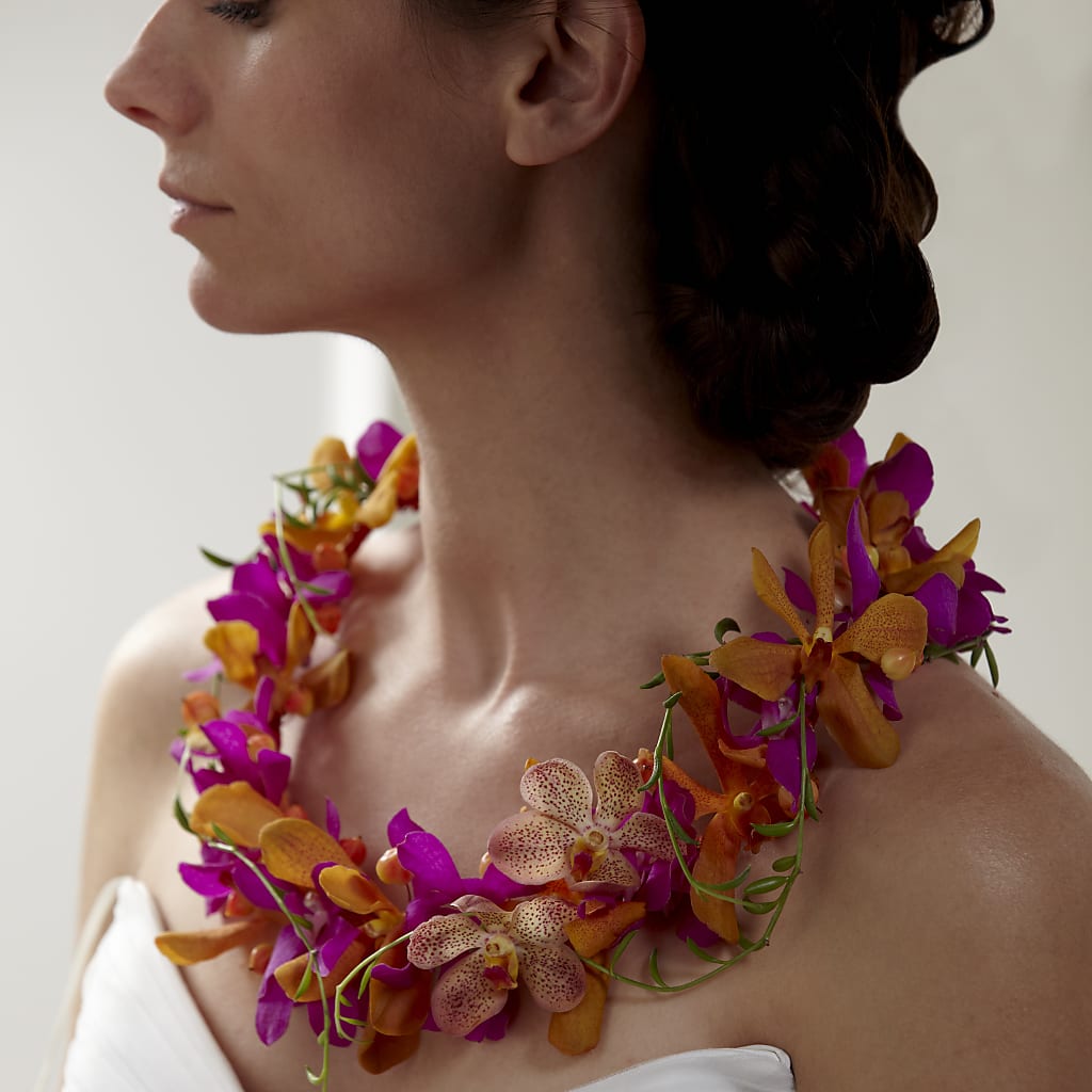 My Sweet Love Floral Necklace – ENCHANTED FLORIST & GREENHOUSE LTD, Maspeth NY