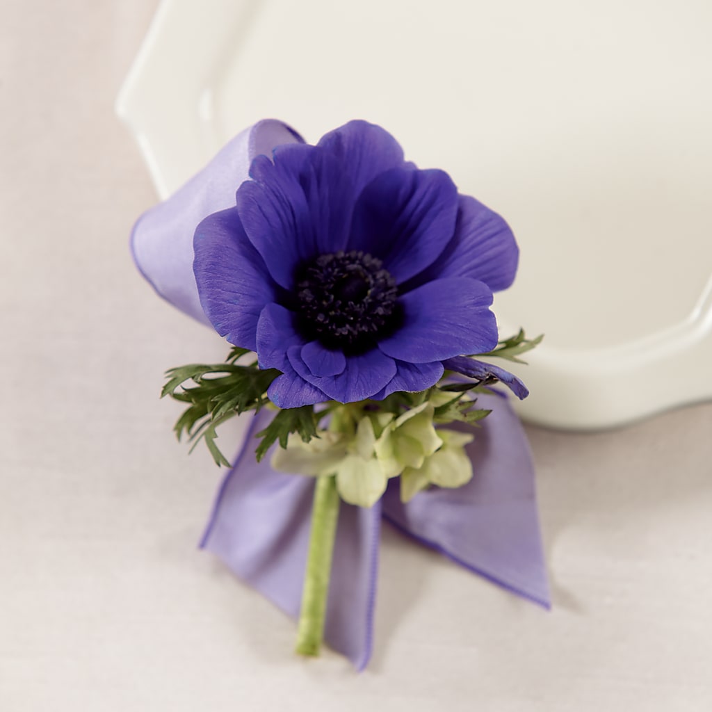 Purple Passion Boutonniere – ENCHANTED FLORIST & GREENHOUSE LTD, Maspeth NY