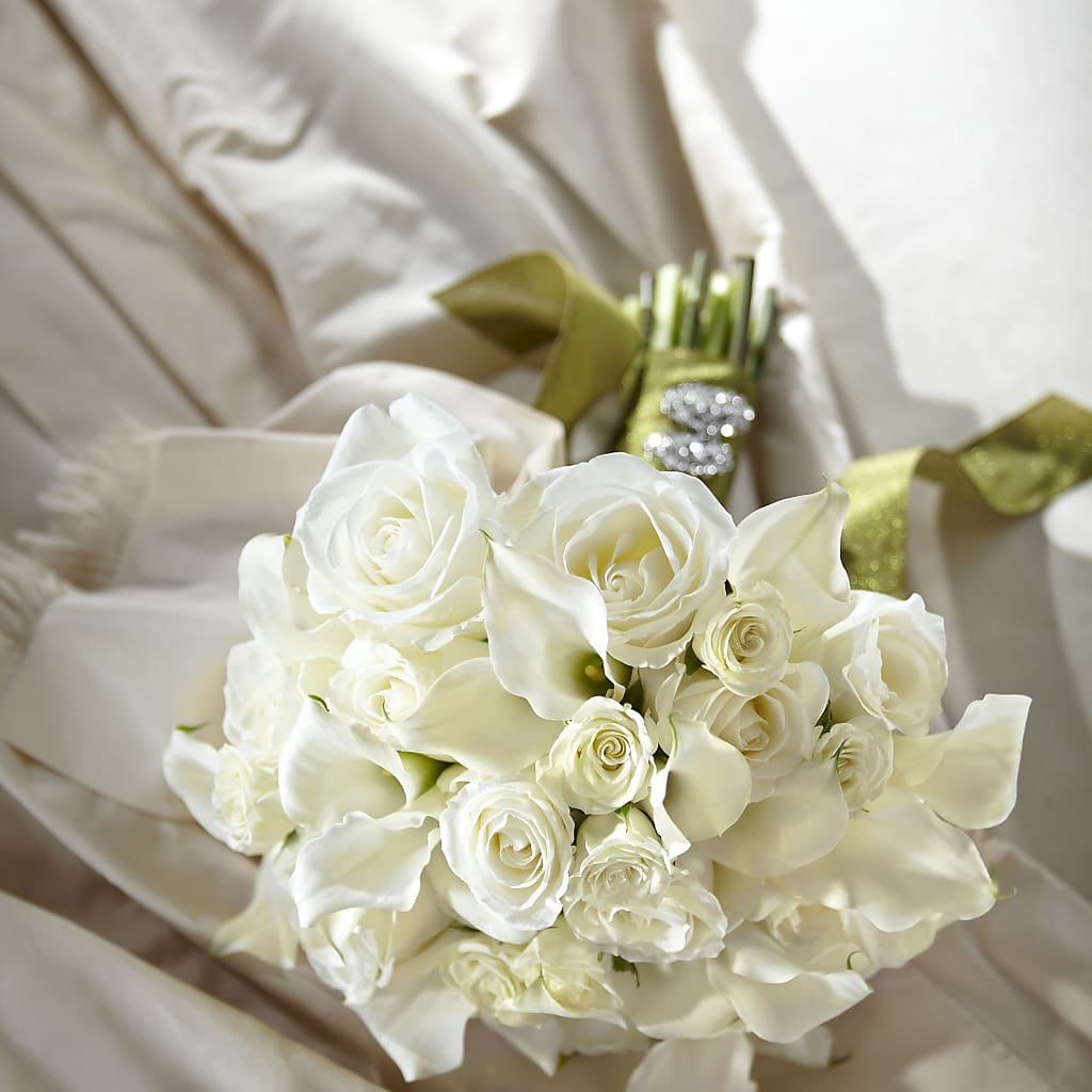 Serene Highness Bouquet – ENCHANTED FLORIST & GREENHOUSE LTD, Maspeth NY