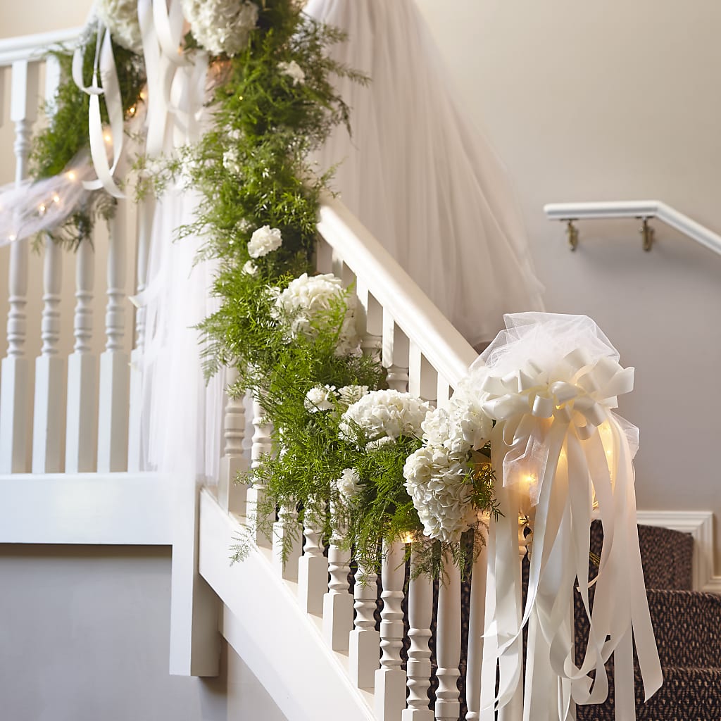 Champagne Dreams Garland – ENCHANTED FLORIST & GREENHOUSE LTD, Maspeth NY