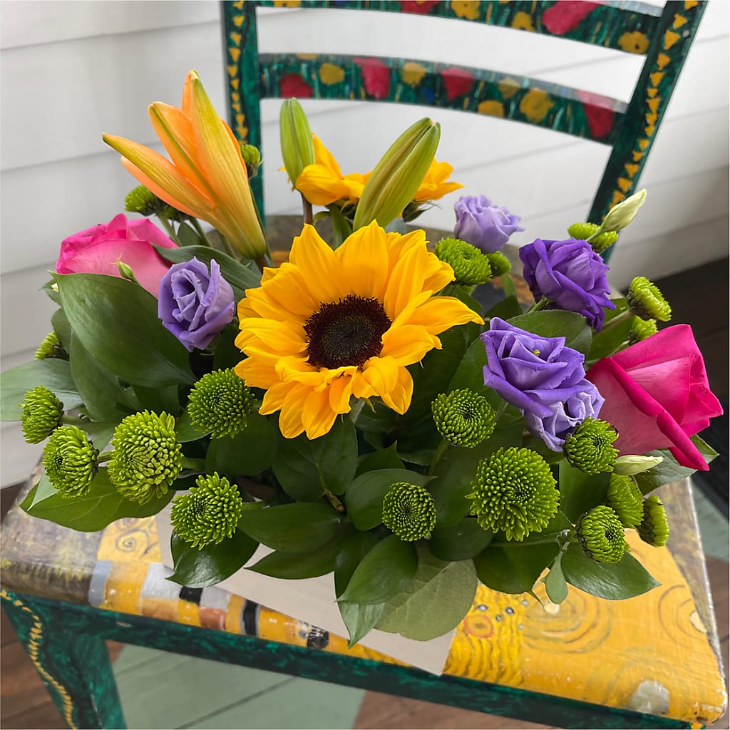 Best Day Box Bouquet – ENCHANTED FLORIST & GREENHOUSE LTD, Maspeth NY