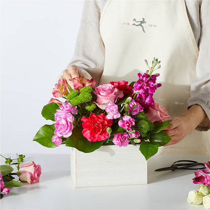 Sweetberry Box – A Florist Original – ENCHANTED FLORIST & GREENHOUSE LTD, Maspeth NY