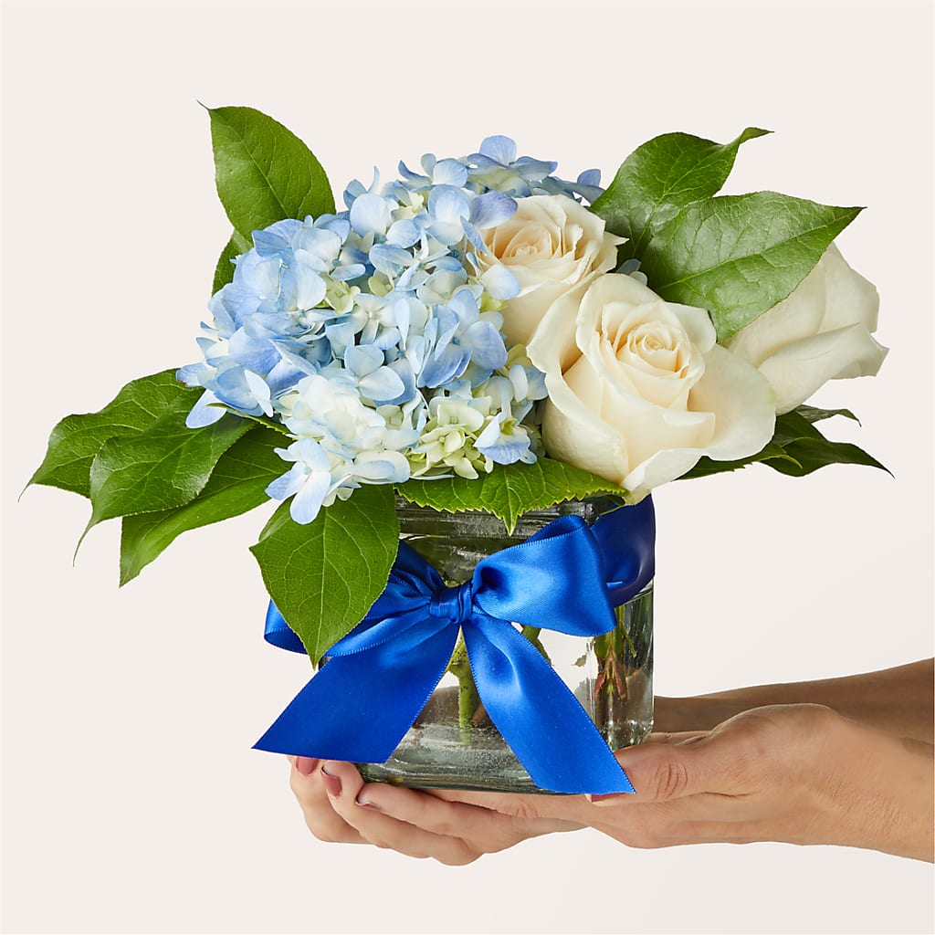 Sky Blue Delight Bouquet – ENCHANTED FLORIST & GREENHOUSE LTD, Maspeth NY