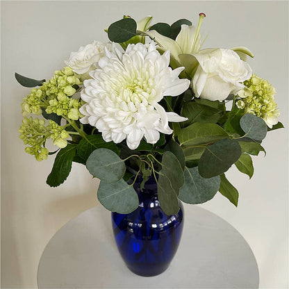 Snowy Dreams Bouquet – ENCHANTED FLORIST & GREENHOUSE LTD, Maspeth NY