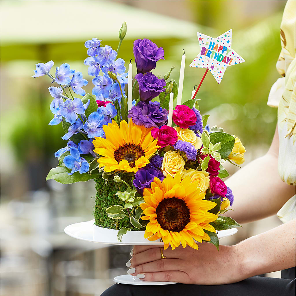 Star of the Day Floral Cake – ENCHANTED FLORIST & GREENHOUSE LTD, Maspeth NY